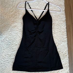 Black Lulu lemon tank size 6